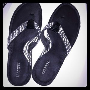 Sperrys Sandals Sz 7-8